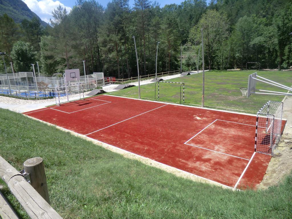 Camping L'Espelt La Pobla de Lillet Zewnętrze zdjęcie