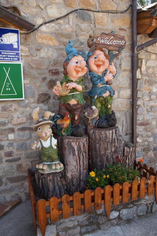 Camping L'Espelt La Pobla de Lillet Zewnętrze zdjęcie