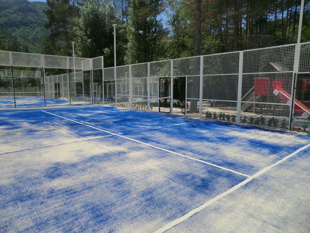 Camping L'Espelt La Pobla de Lillet Zewnętrze zdjęcie