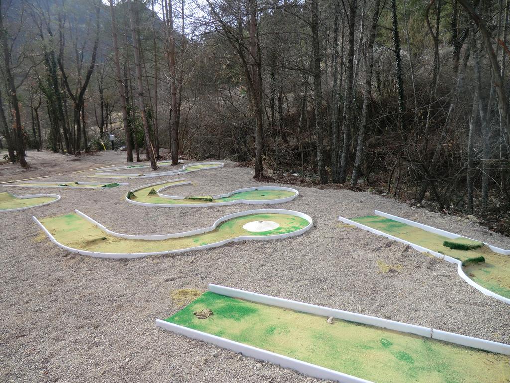 Camping L'Espelt La Pobla de Lillet Zewnętrze zdjęcie